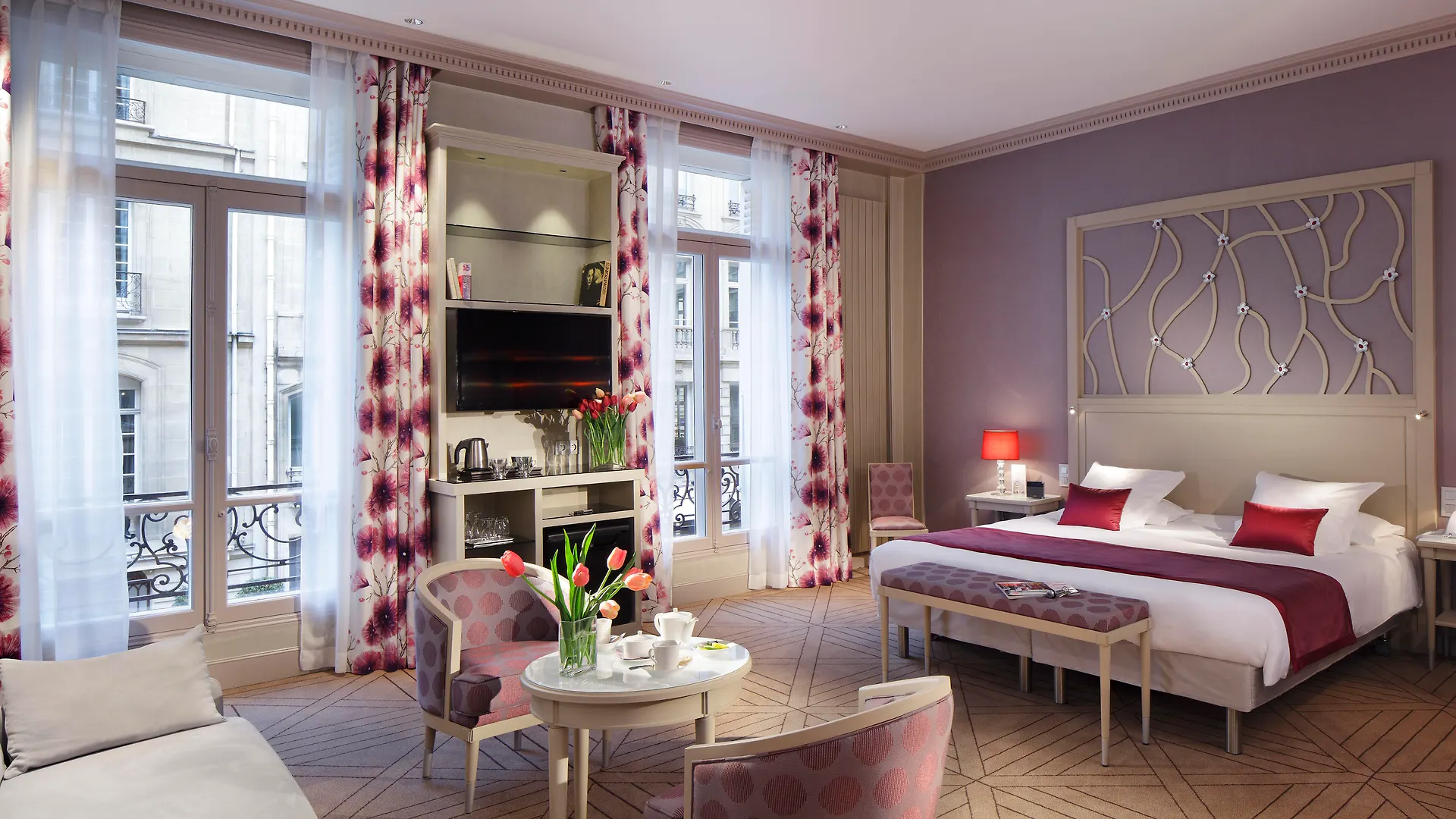 Chateau Frontenac Hotel Paris
