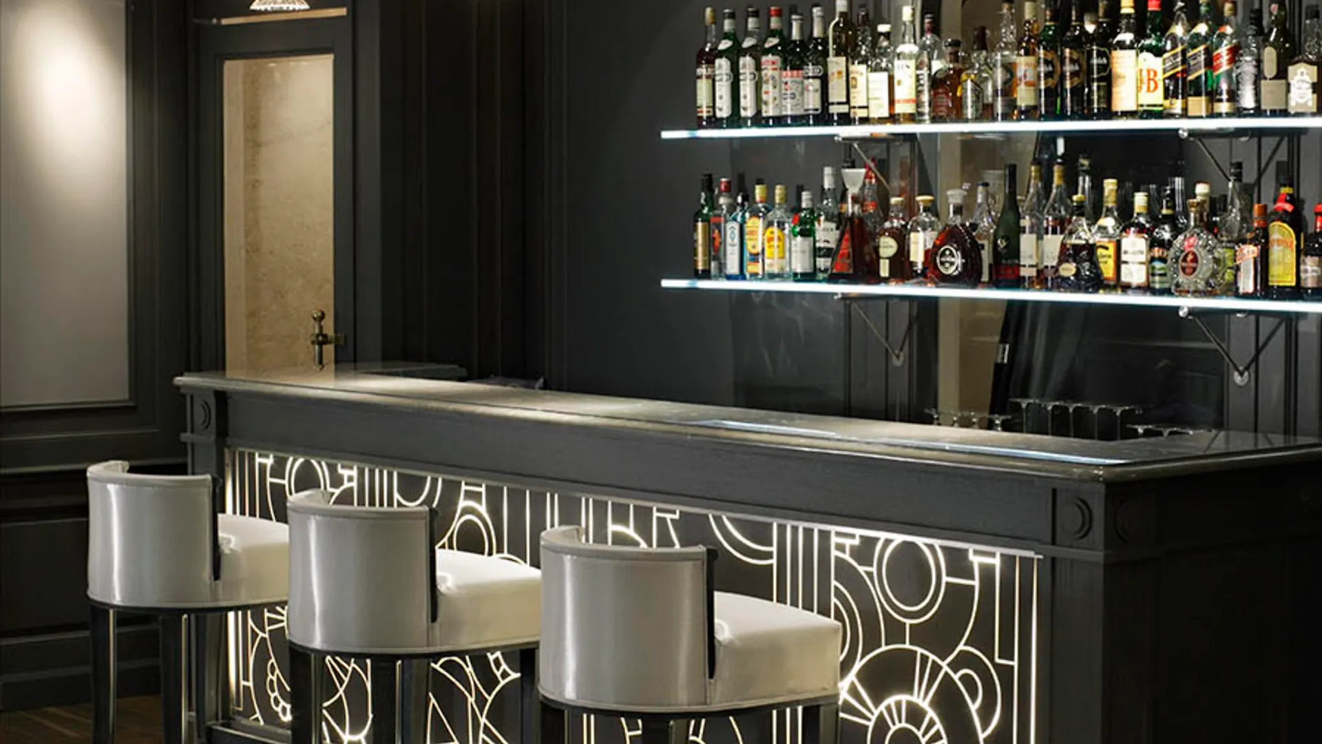 Chateau Frontenac Hotel 4*