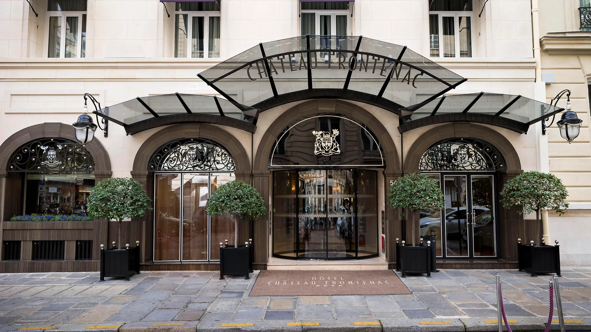 Chateau Frontenac Hotel Paris