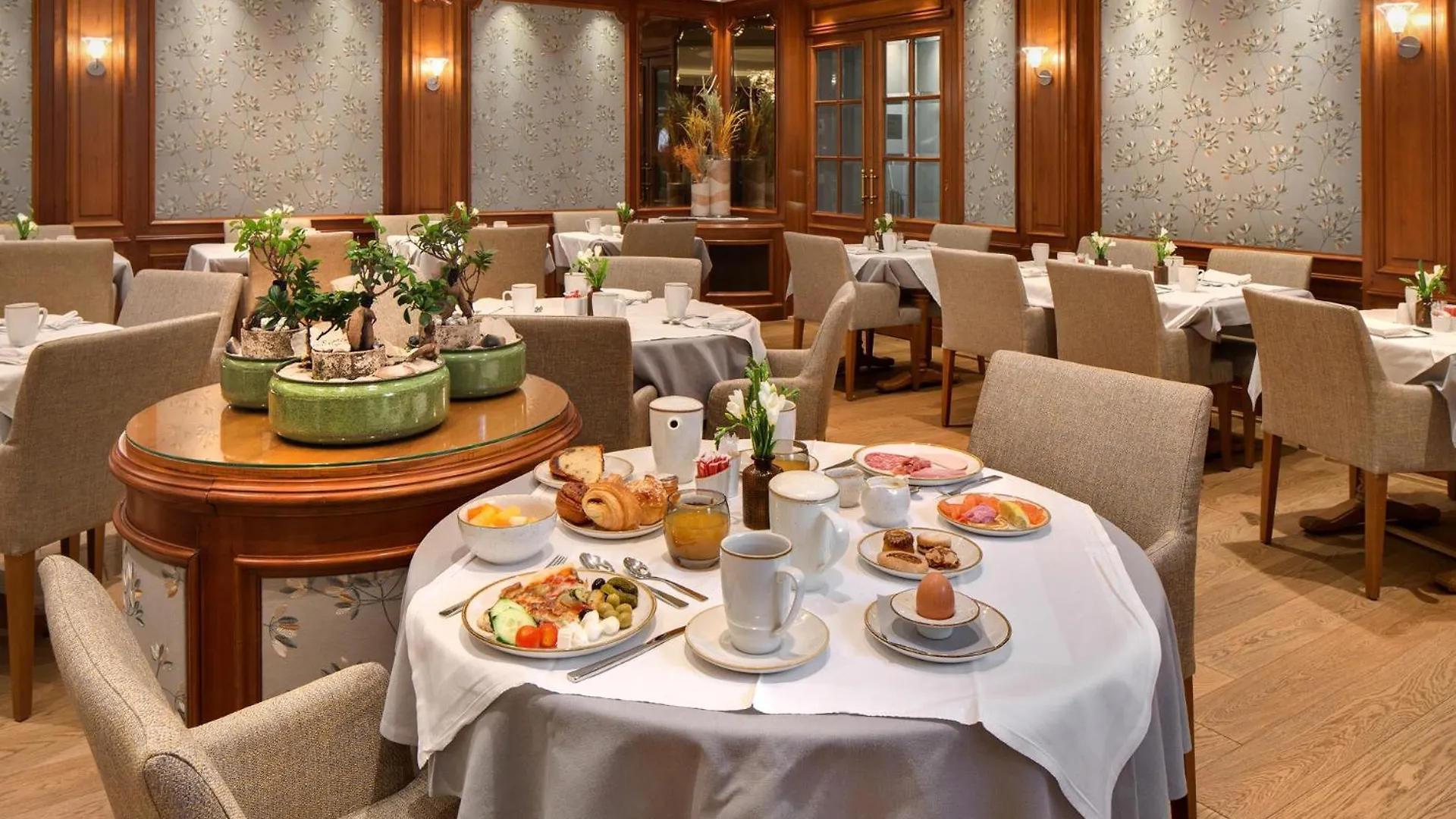 Hotell Chateau Frontenac 4*